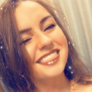 Meet your Posher, Alli